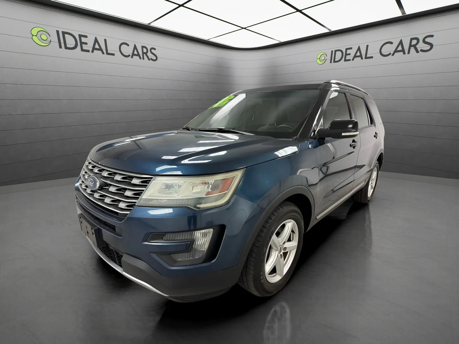 2016 Ford Explorer XLT 4WD's photo