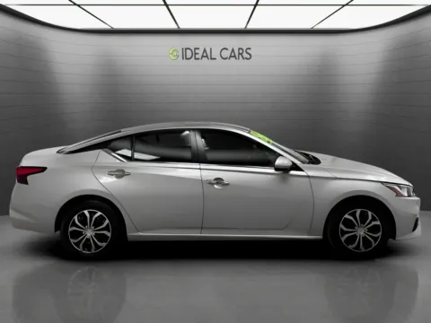 More photos of 2019 Nissan Altima 2.5 S at Ideal Cars - Apache Junction, AZ