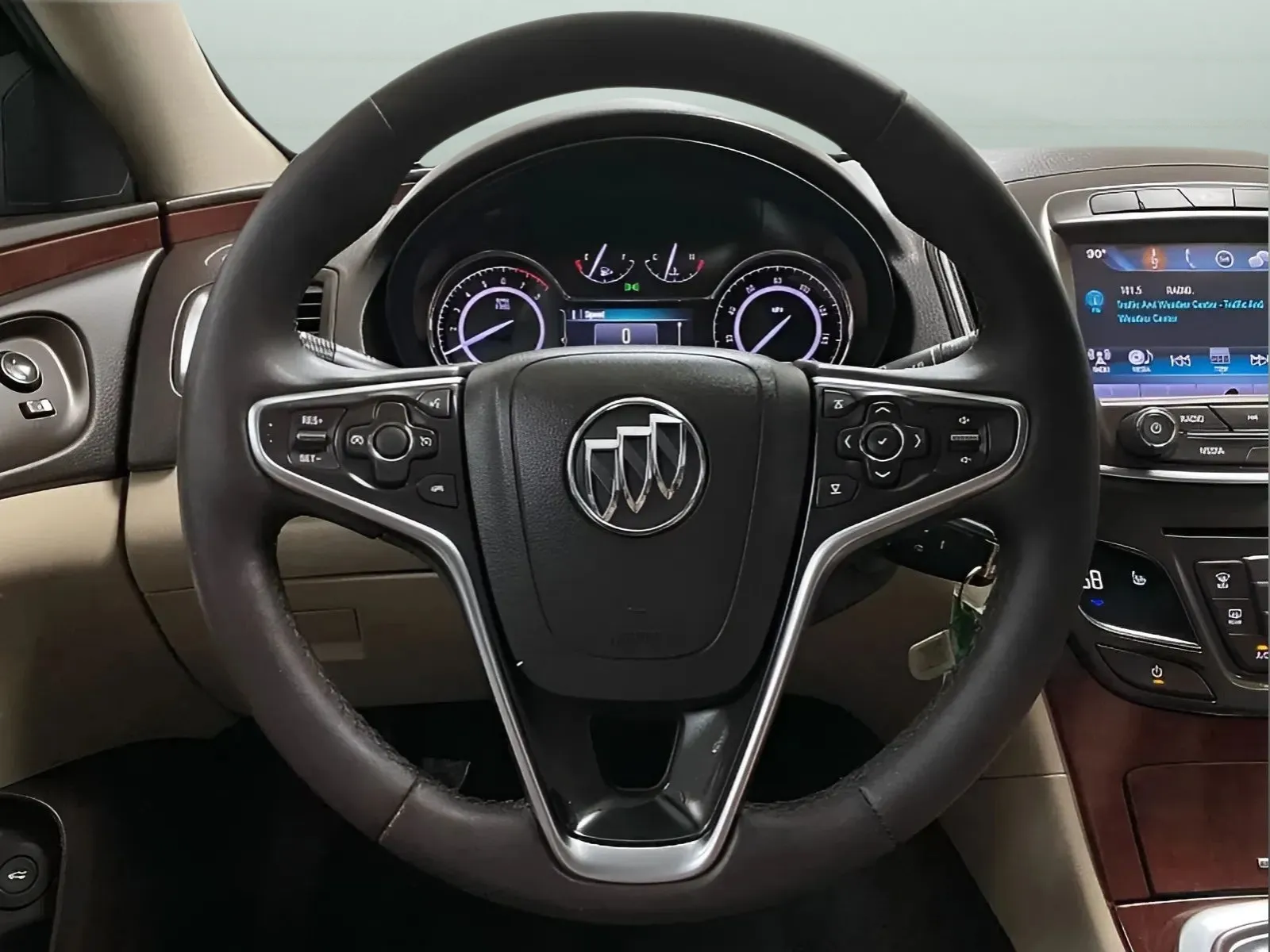 2016 Buick Regal Base - Photo 18