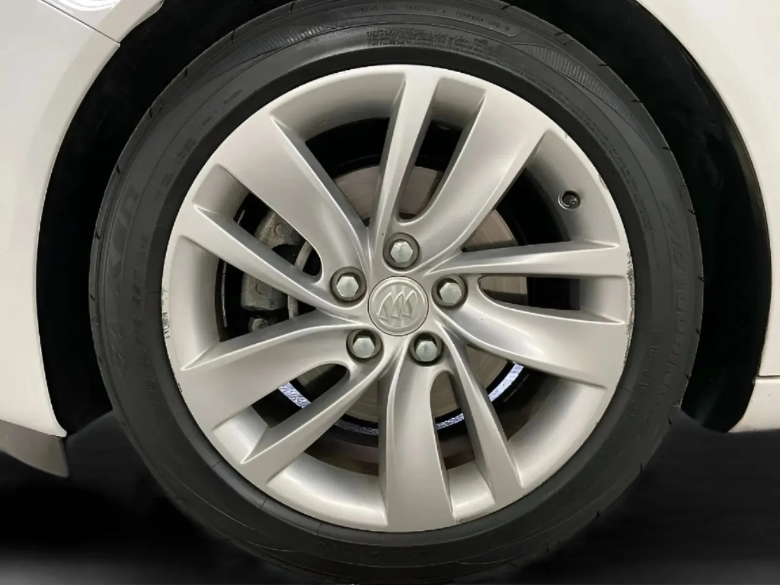 2016 Buick Regal Base - Photo 26