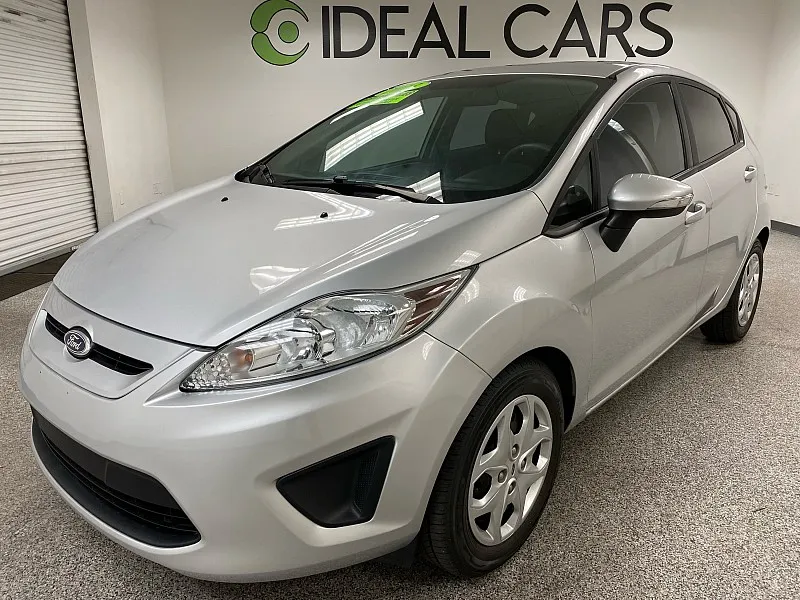 Silver 2013 Ford Fiesta SE for sale in Apache Junction, AZ