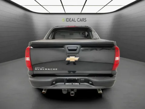 More photos of 2007 Chevrolet Avalanche LS at Ideal Cars - Apache Junction, AZ