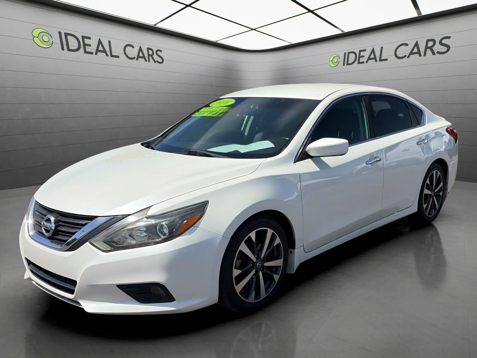 White 2016 Nissan Altima 2.5 SR for sale in Apache Junction, AZ