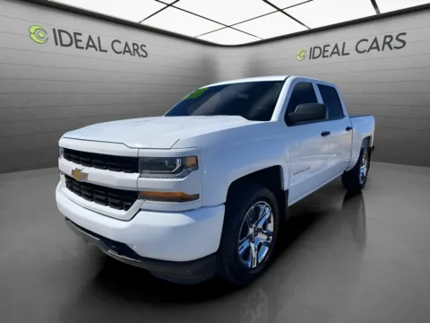 White 2018 Chevrolet Silverado 1500 Crew Cab Custom for sale in Apache Junction, AZ