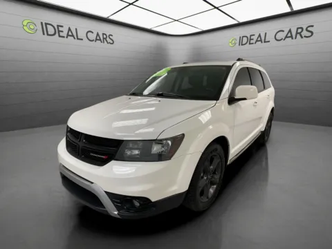 White 2020 Dodge Journey 4d SUV FWD Crossroad 2.4L for sale in Apache Junction, AZ
