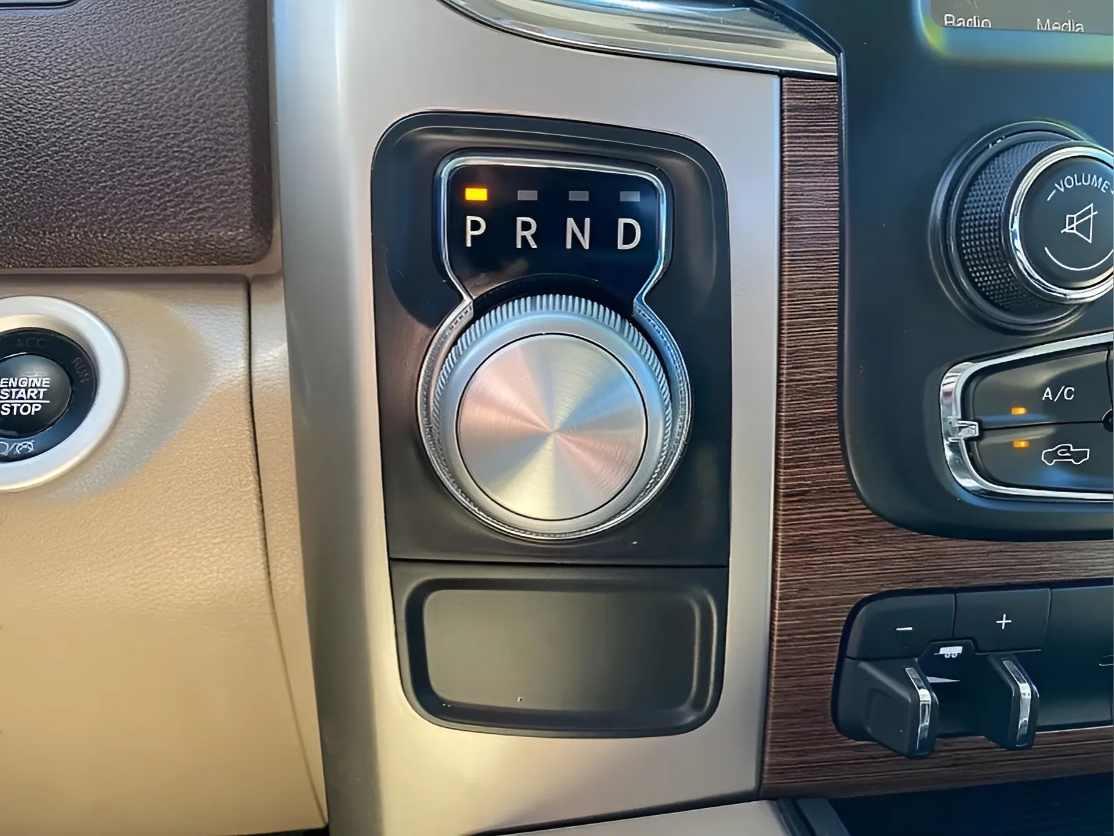 2016 RAM Ram 1500 Pickup Laramie - Photo 21