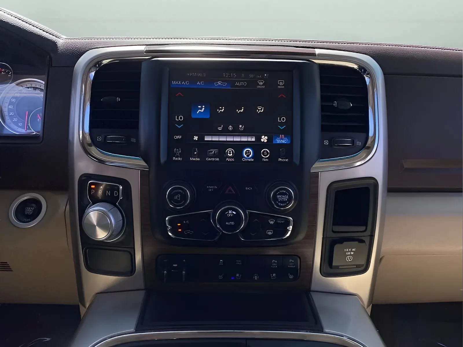 2016 RAM Ram 1500 Pickup Laramie - Photo 19