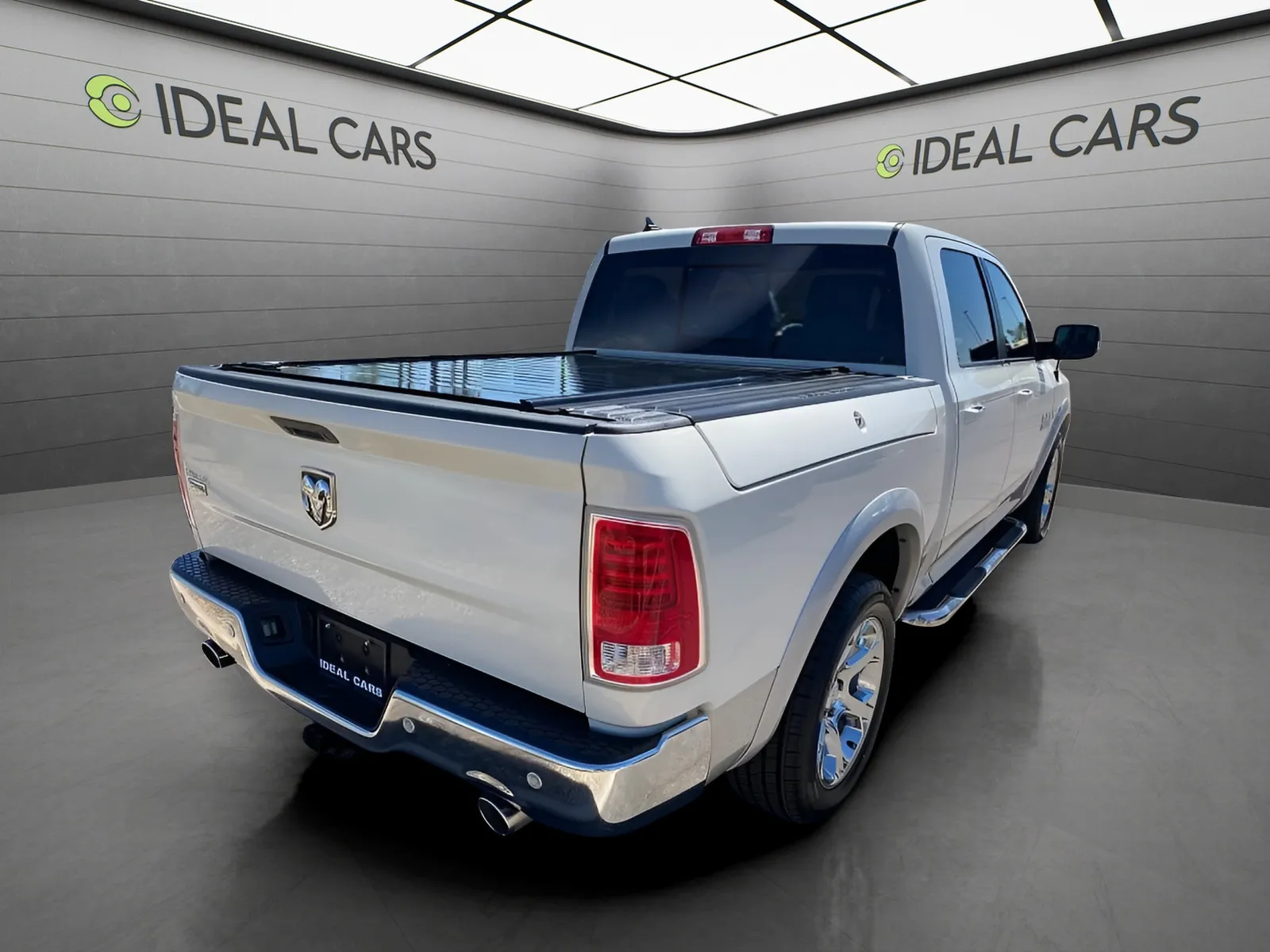 2016 RAM Ram 1500 Pickup Laramie - Photo 5