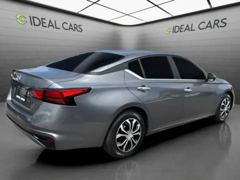 More photos of 2022 Nissan Altima 2.5 S at Ideal Cars - Apache Junction, AZ