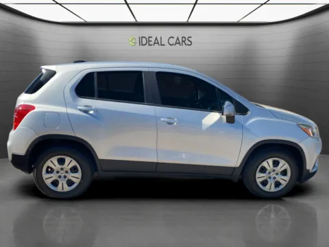 More photos of 2017 Chevrolet Trax LS at Ideal Cars - Apache Junction, AZ
