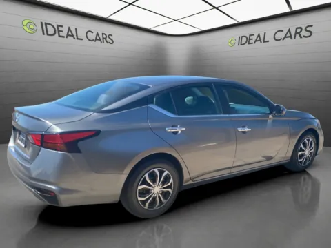 More photos of 2021 Nissan Altima 2.5 S at Ideal Cars - Apache Junction, AZ