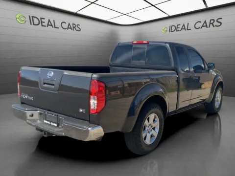 More photos of 2010 Nissan Frontier SE V6 at Ideal Cars - Apache Junction, AZ