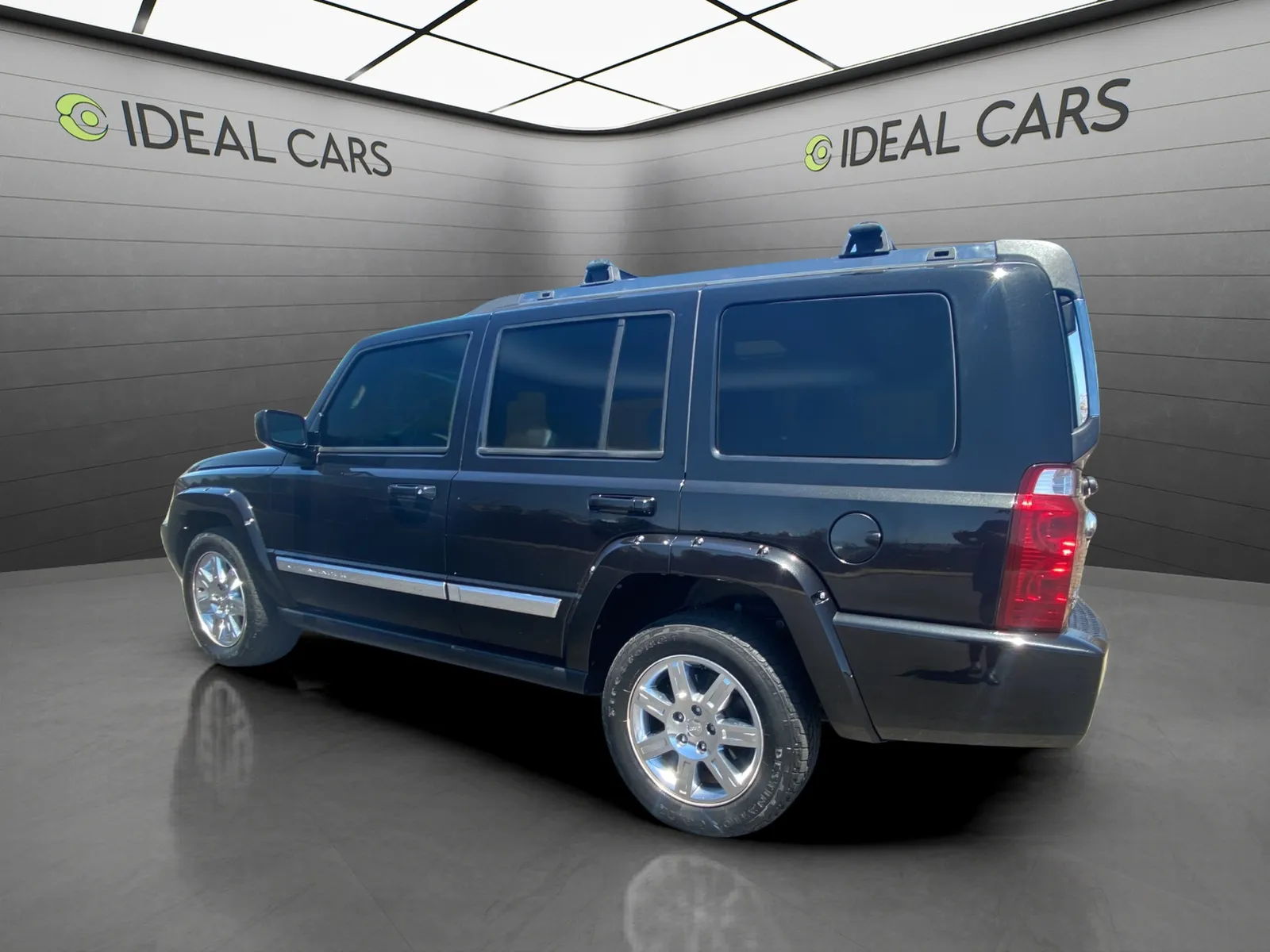 2010 Jeep Commander Limited 4X4's photo