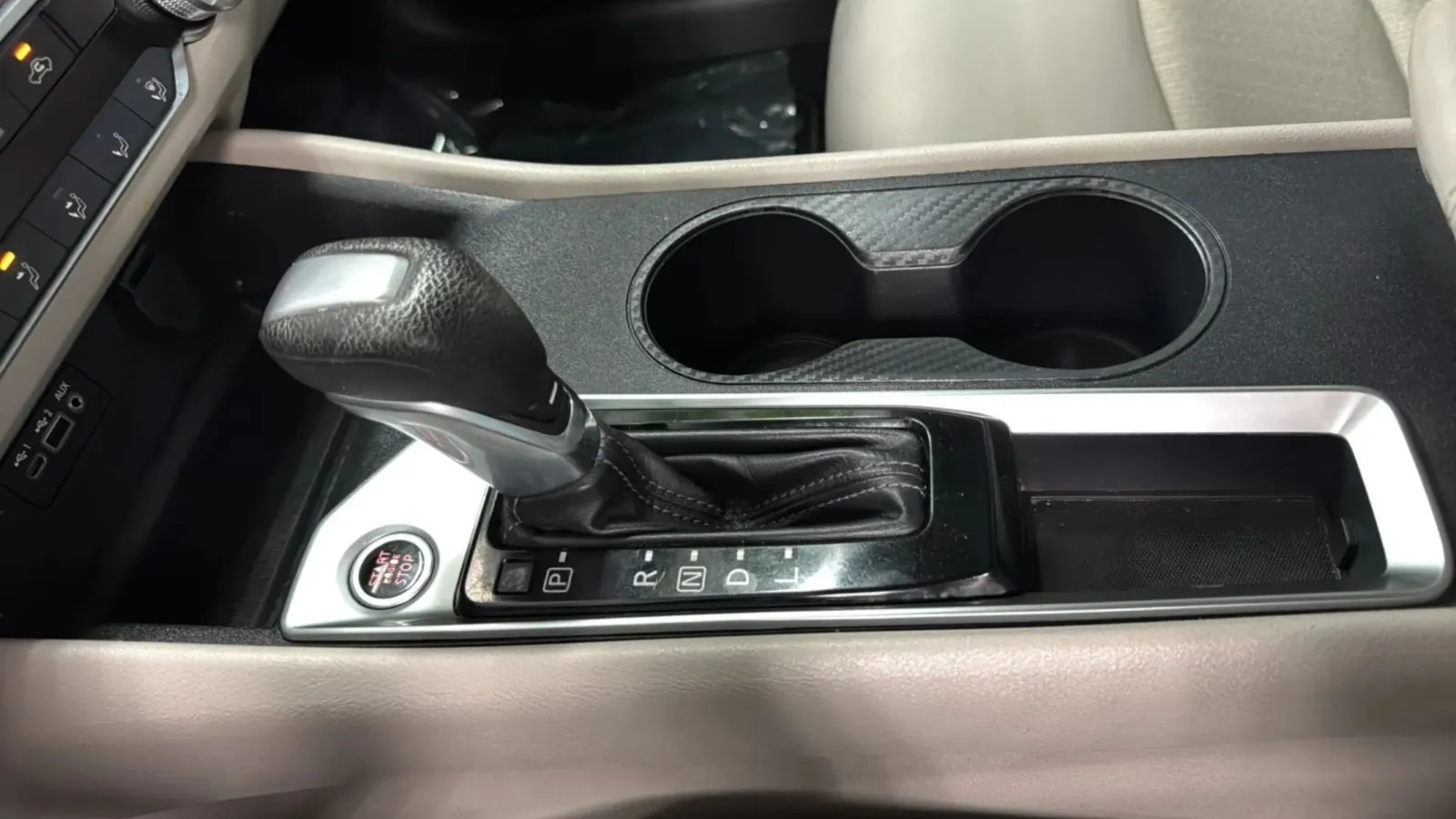 Nissan Altima photo 11