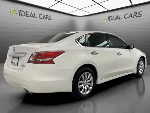 More photos of 2013 Nissan Altima at Ideal Cars - Apache Junction, AZ