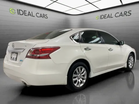 More photos of 2013 Nissan Altima at Ideal Cars - Apache Junction, AZ