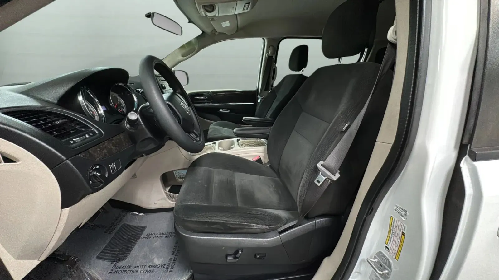 Dodge Grand Caravan photo 19