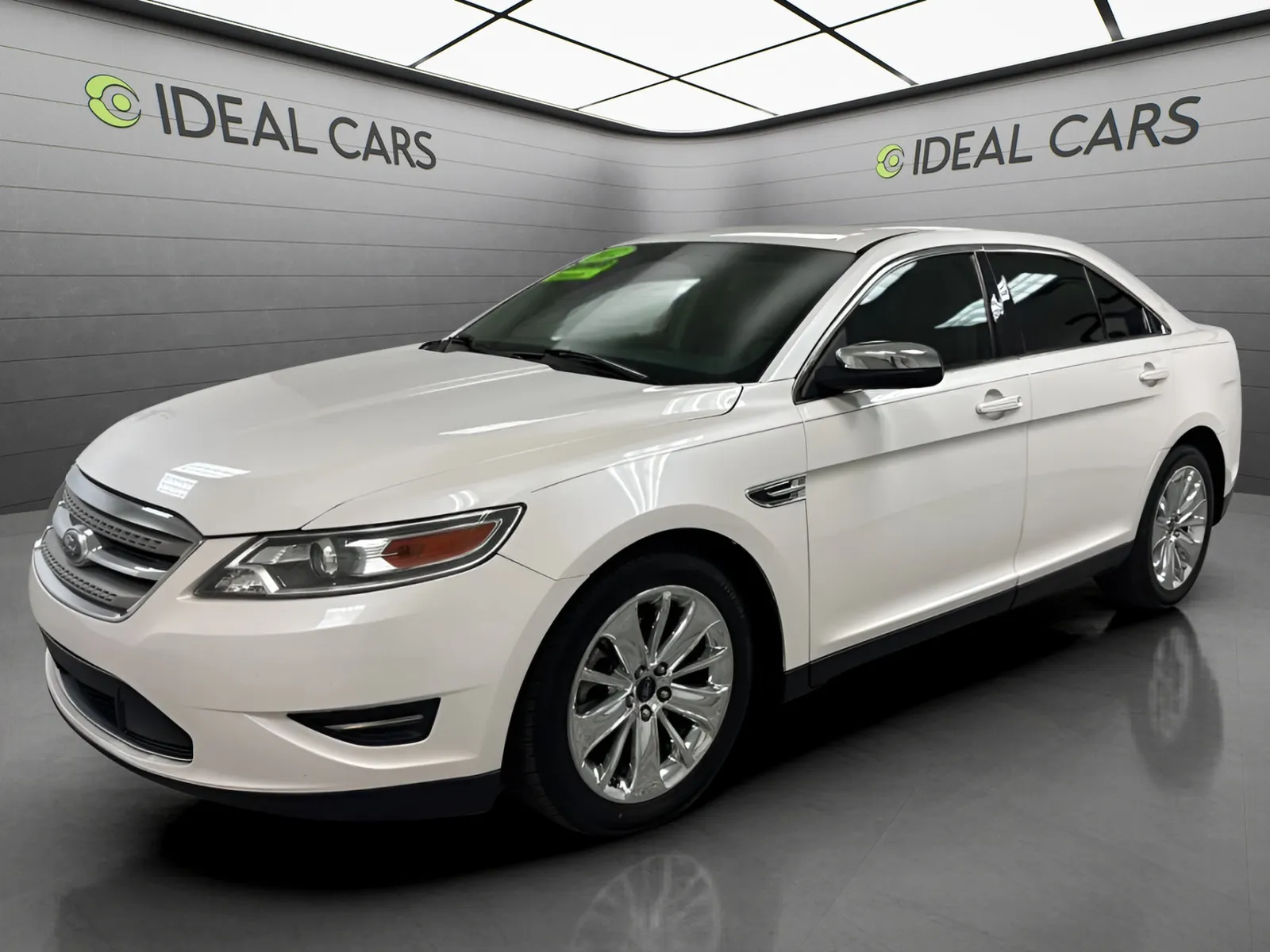 White 2012 Ford Taurus Limited for sale in Apache Junction, AZ