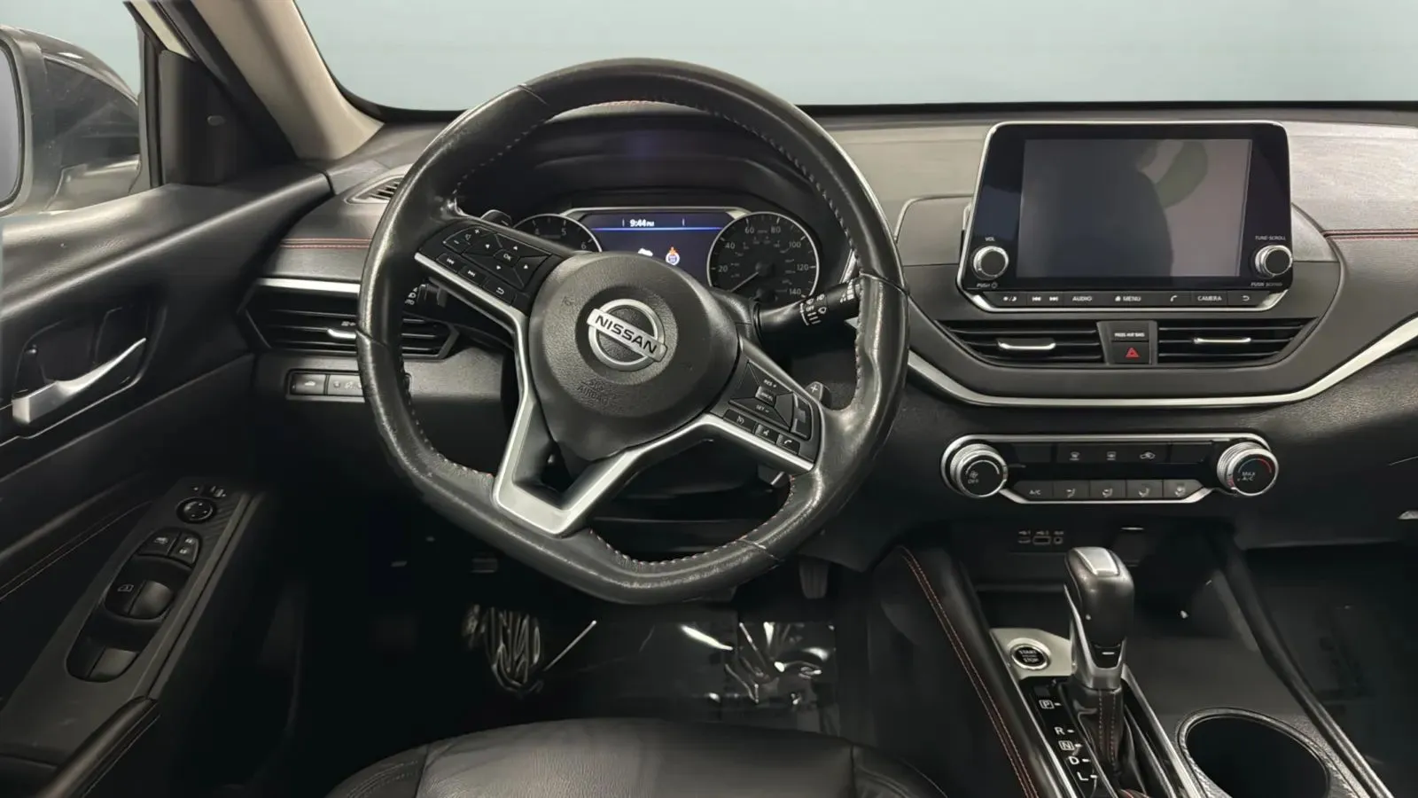 Nissan Altima photo 10