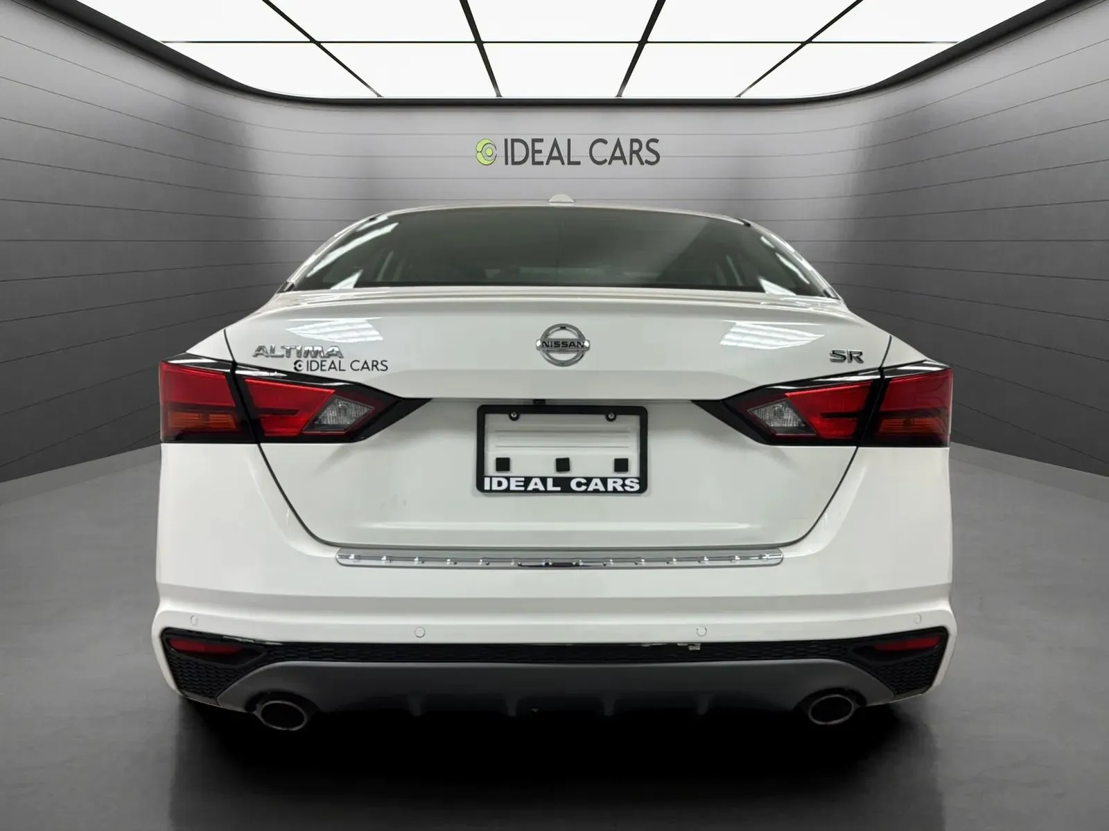 Nissan Altima photo 6