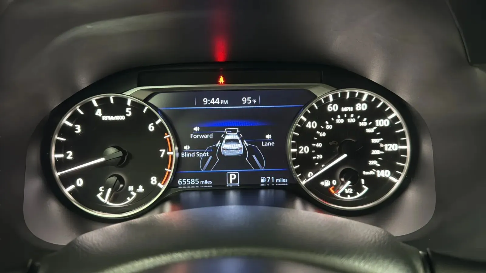 Nissan Altima photo 11
