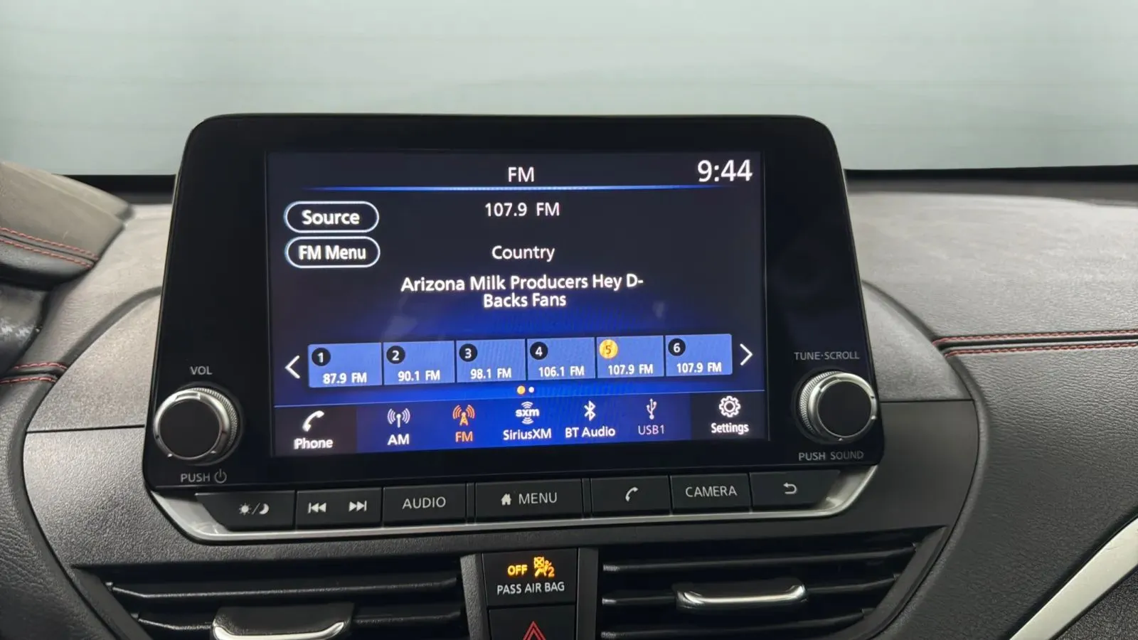 Nissan Altima photo 13