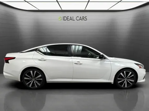 More photos of 2022 Nissan Altima 2.5 SR at Ideal Cars - Apache Junction, AZ