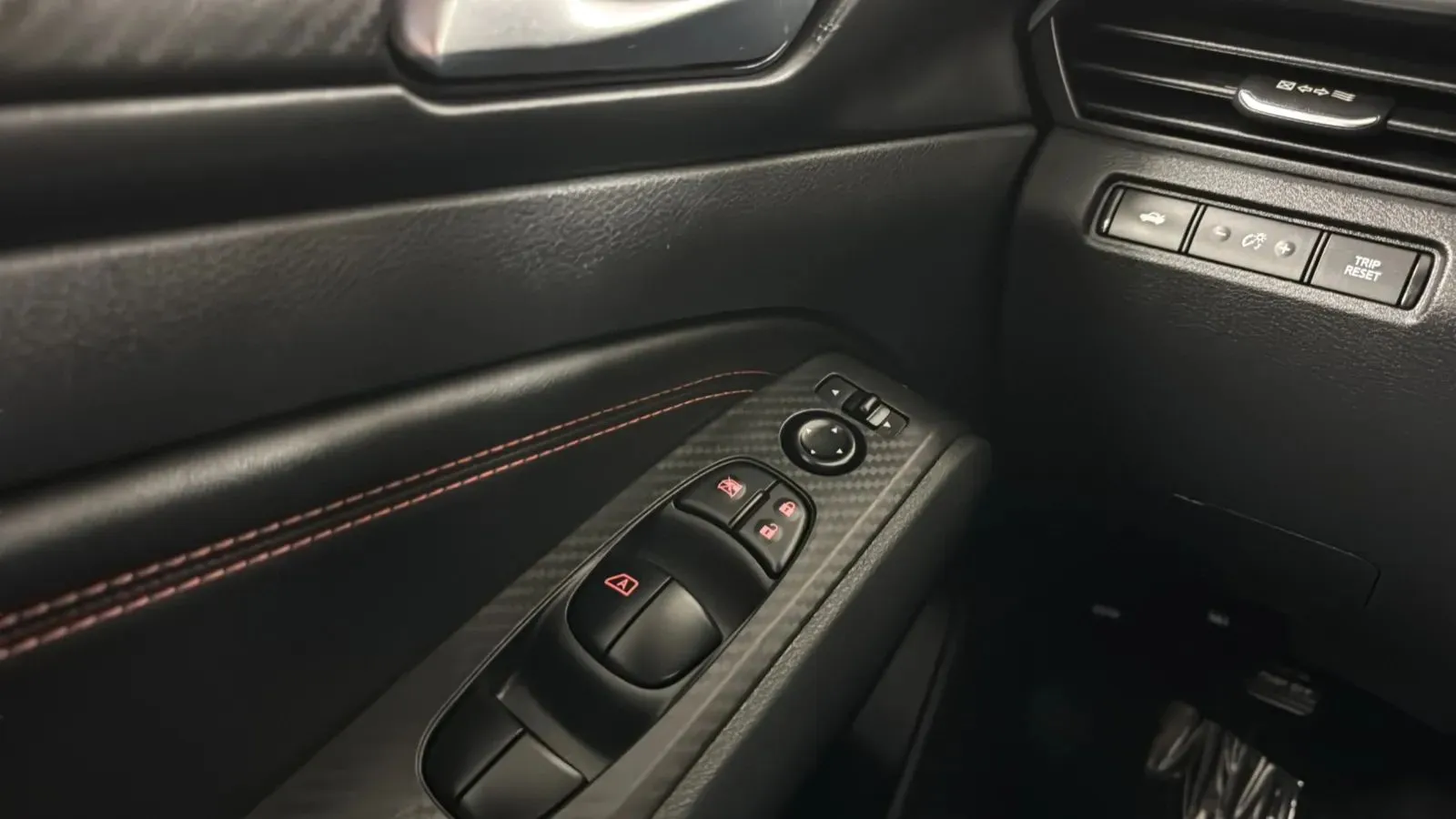 Nissan Altima photo 16