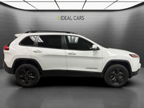More photos of 2017 Jeep Cherokee High Altitude at Ideal Cars - Apache Junction, AZ