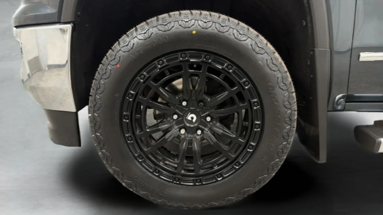 GMC Sierra photo 24
