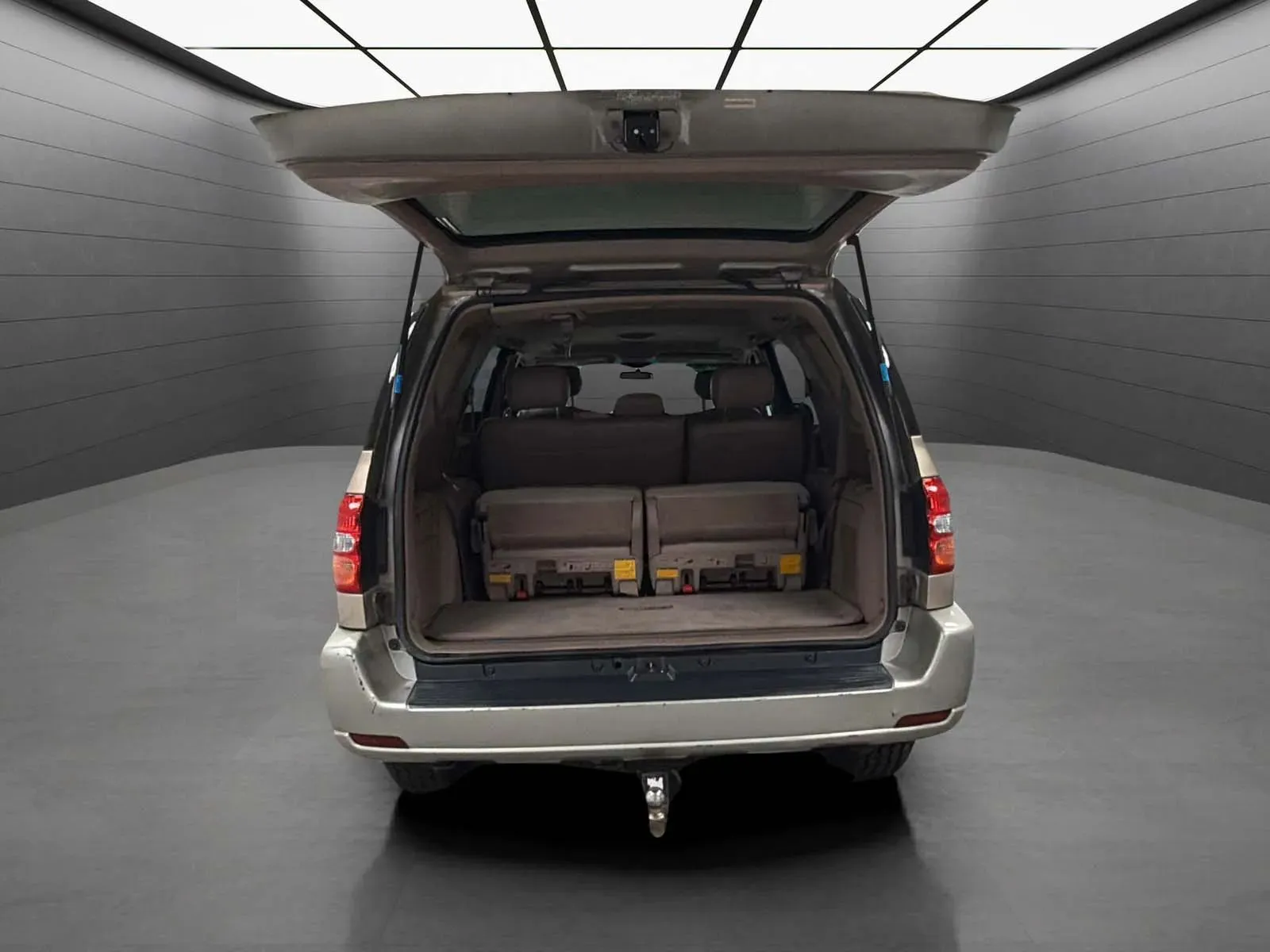 Toyota Sequoia photo 18