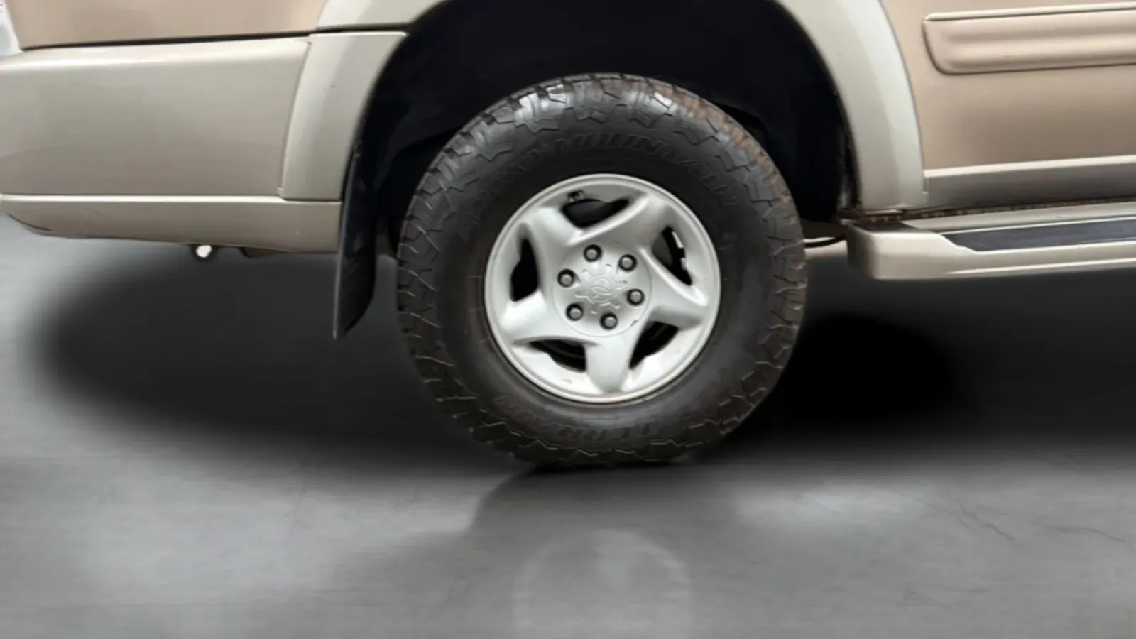 Toyota Sequoia photo 25