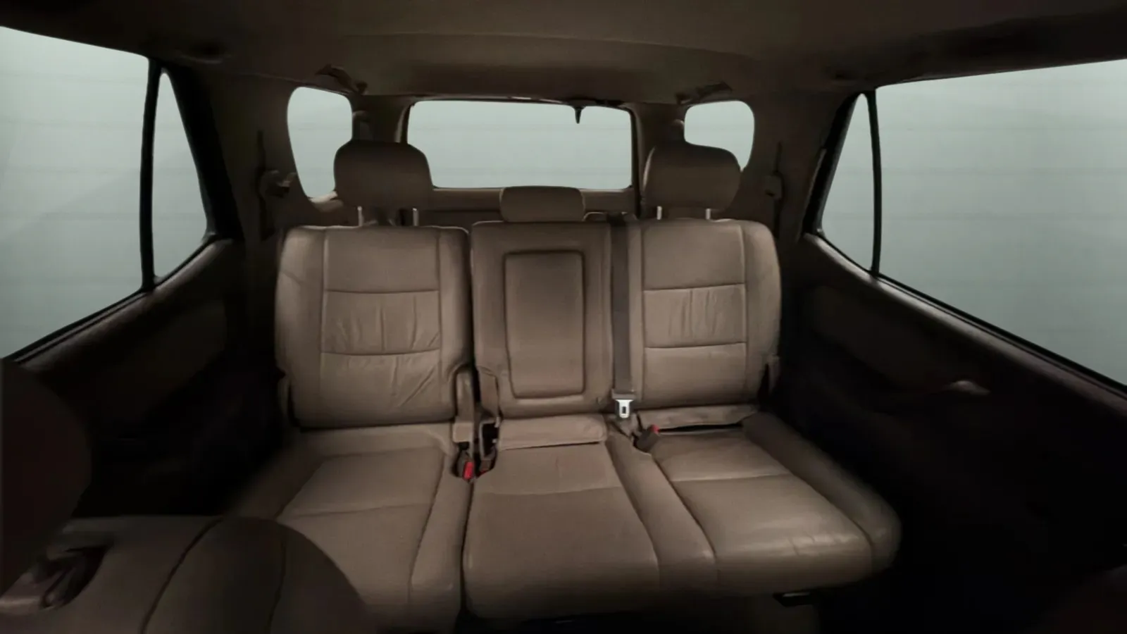 Toyota Sequoia photo 17