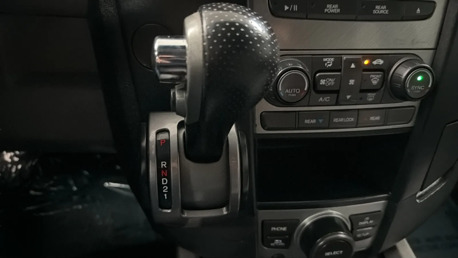 Honda Pilot photo 12