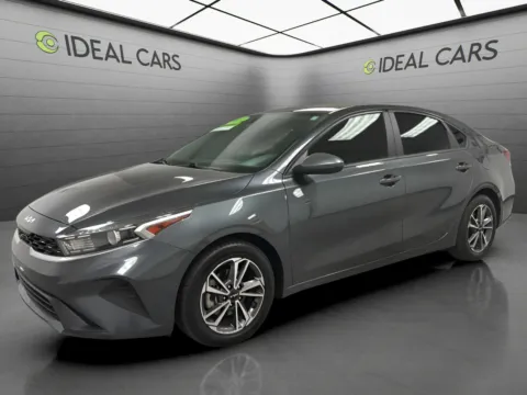 Gray 2022 Kia Forte LXS for sale in Apache Junction, AZ