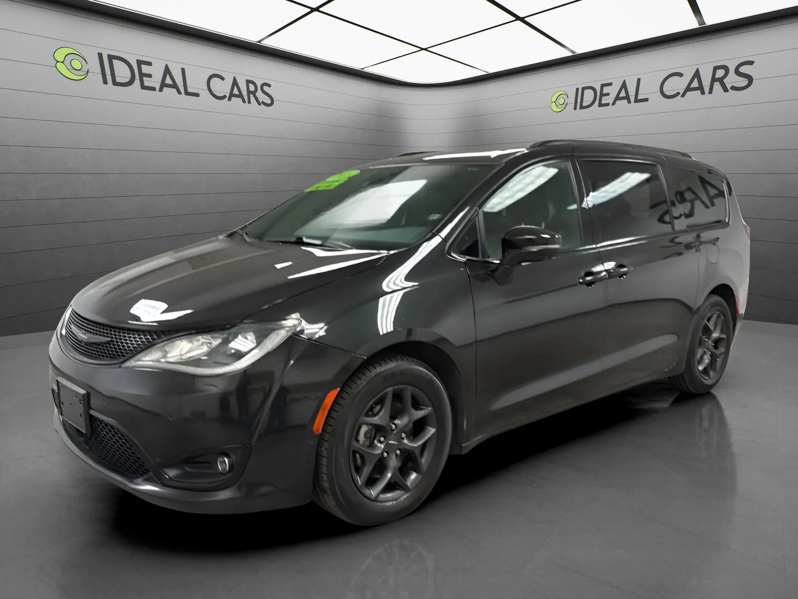 Black 2019 Chrysler Pacifica Limited for sale in Apache Junction, AZ