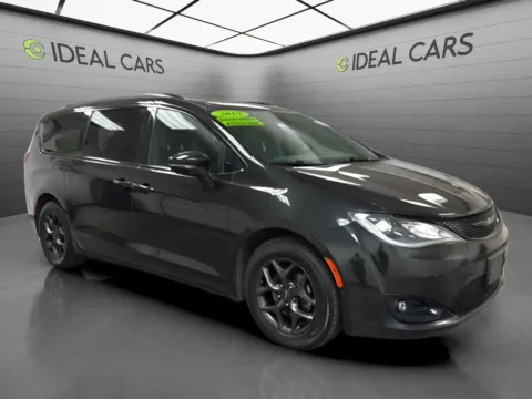 Another view of 2019 Chrysler Pacifica Limited for sale in Apache Junction, AZ at Ideal Cars - Apache Junction