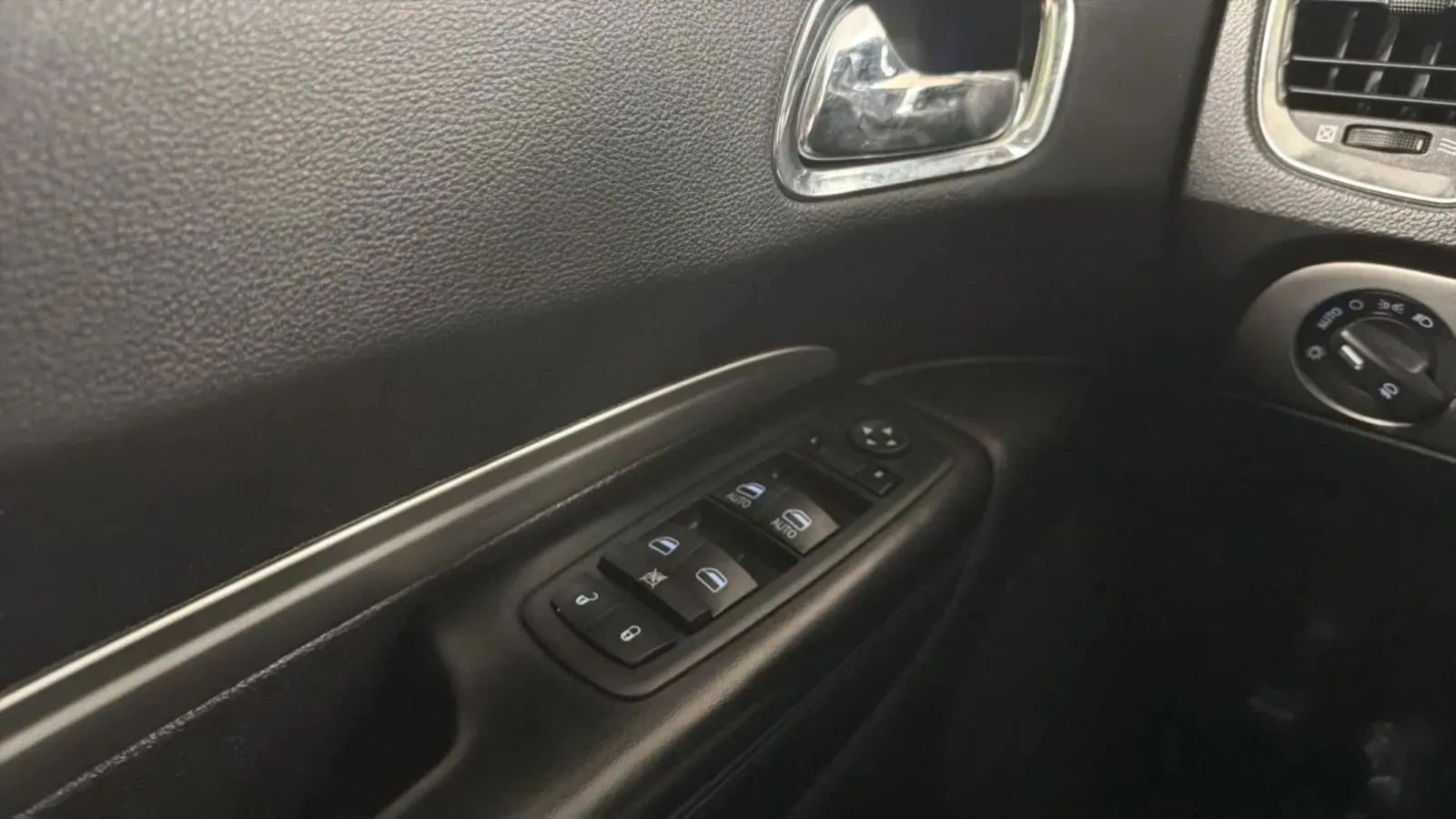 Dodge Durango photo 14