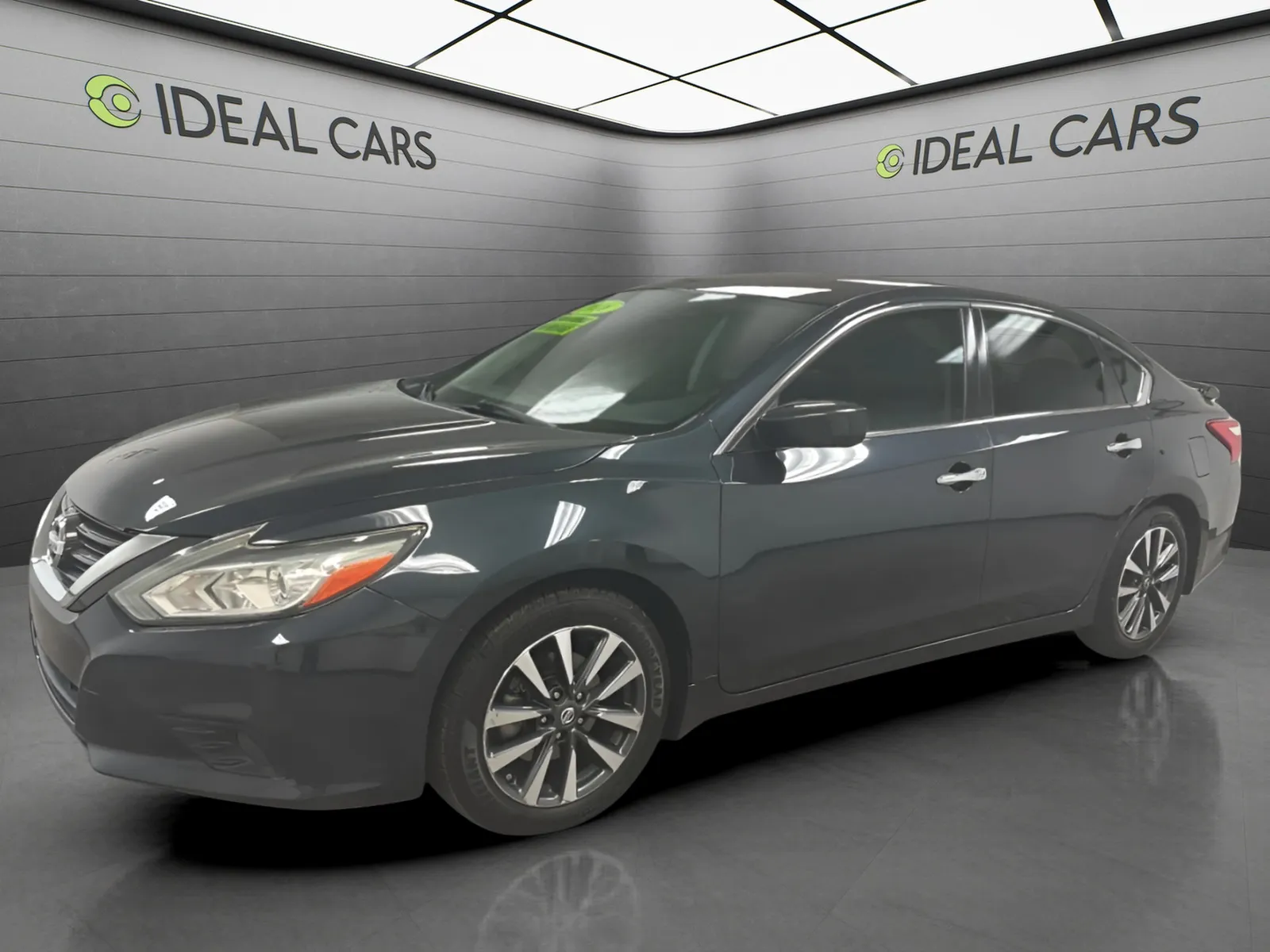 Gray 2016 Nissan Altima 2.5 SV for sale in Apache Junction, AZ