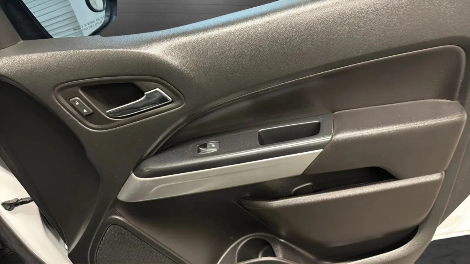 Chevrolet Colorado photo 17