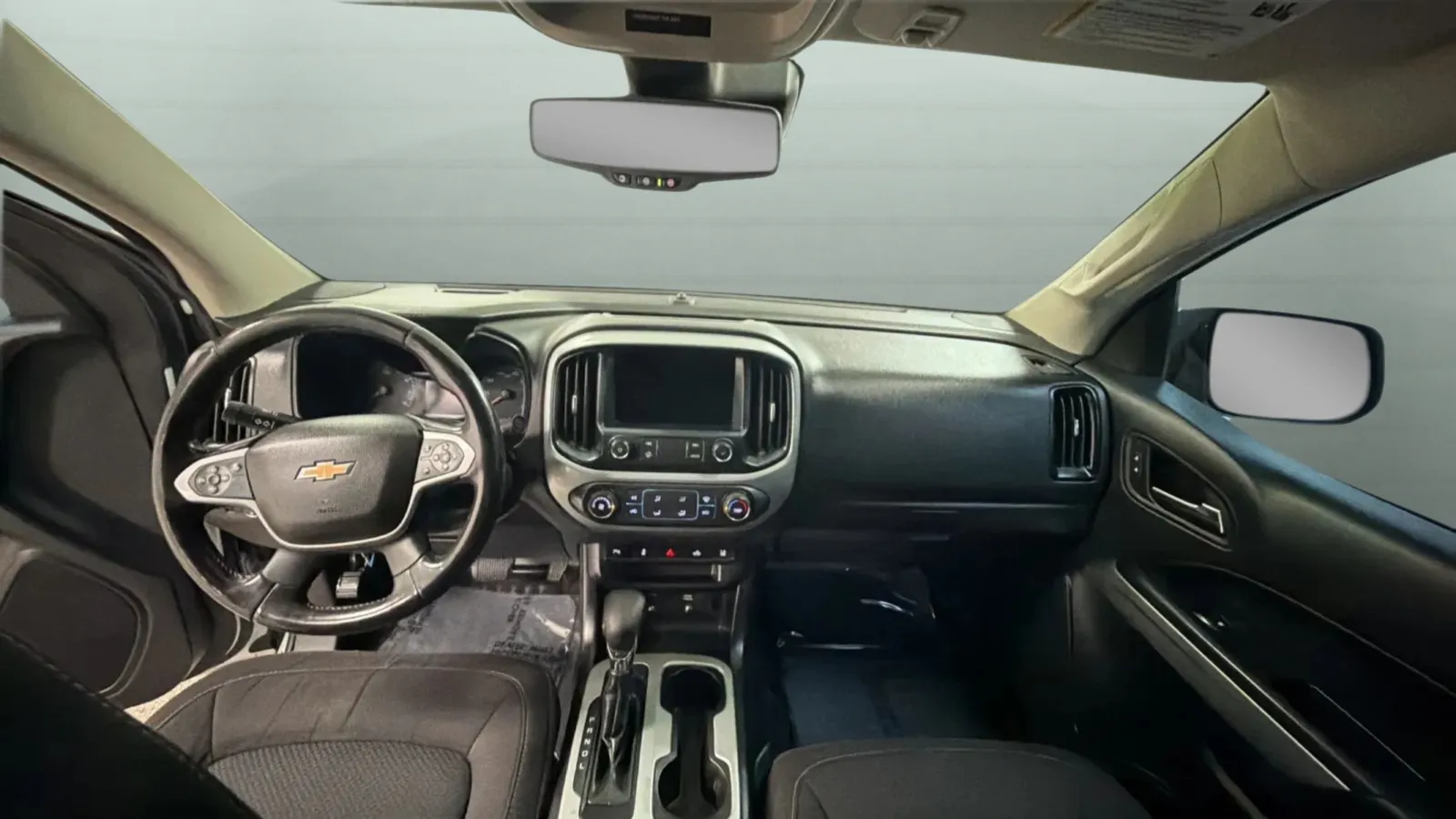 Chevrolet Colorado photo 9