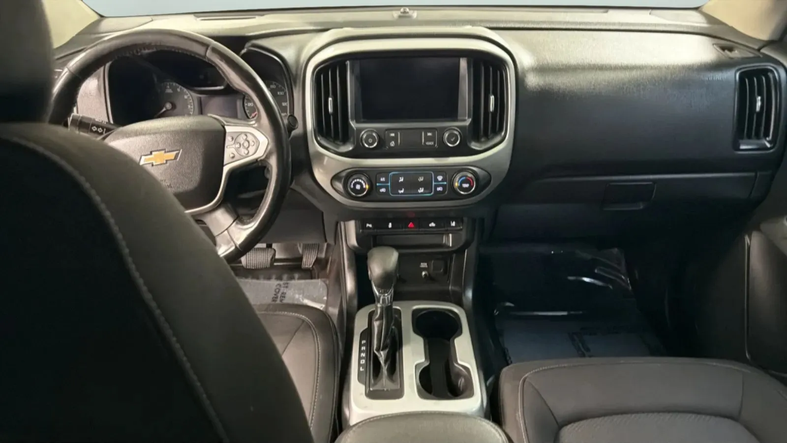 Chevrolet Colorado photo 15