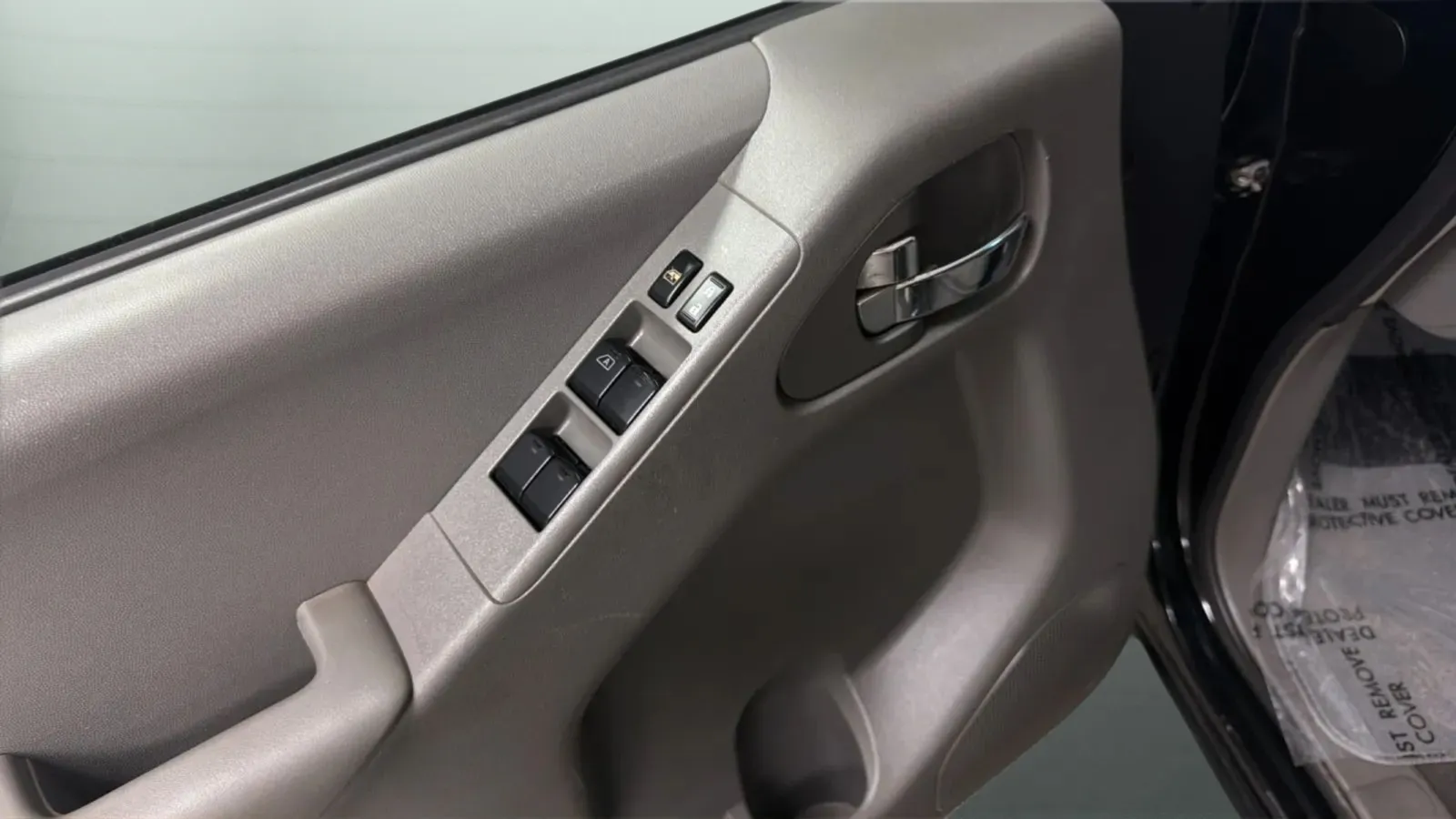 Nissan Frontier photo 16