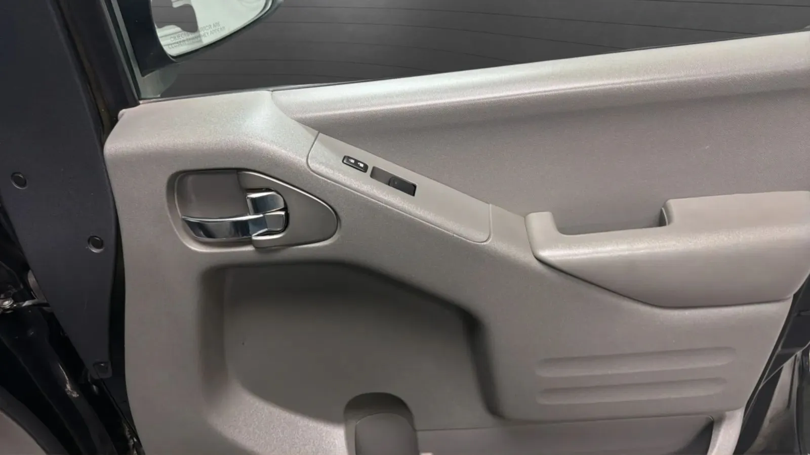 Nissan Frontier photo 17