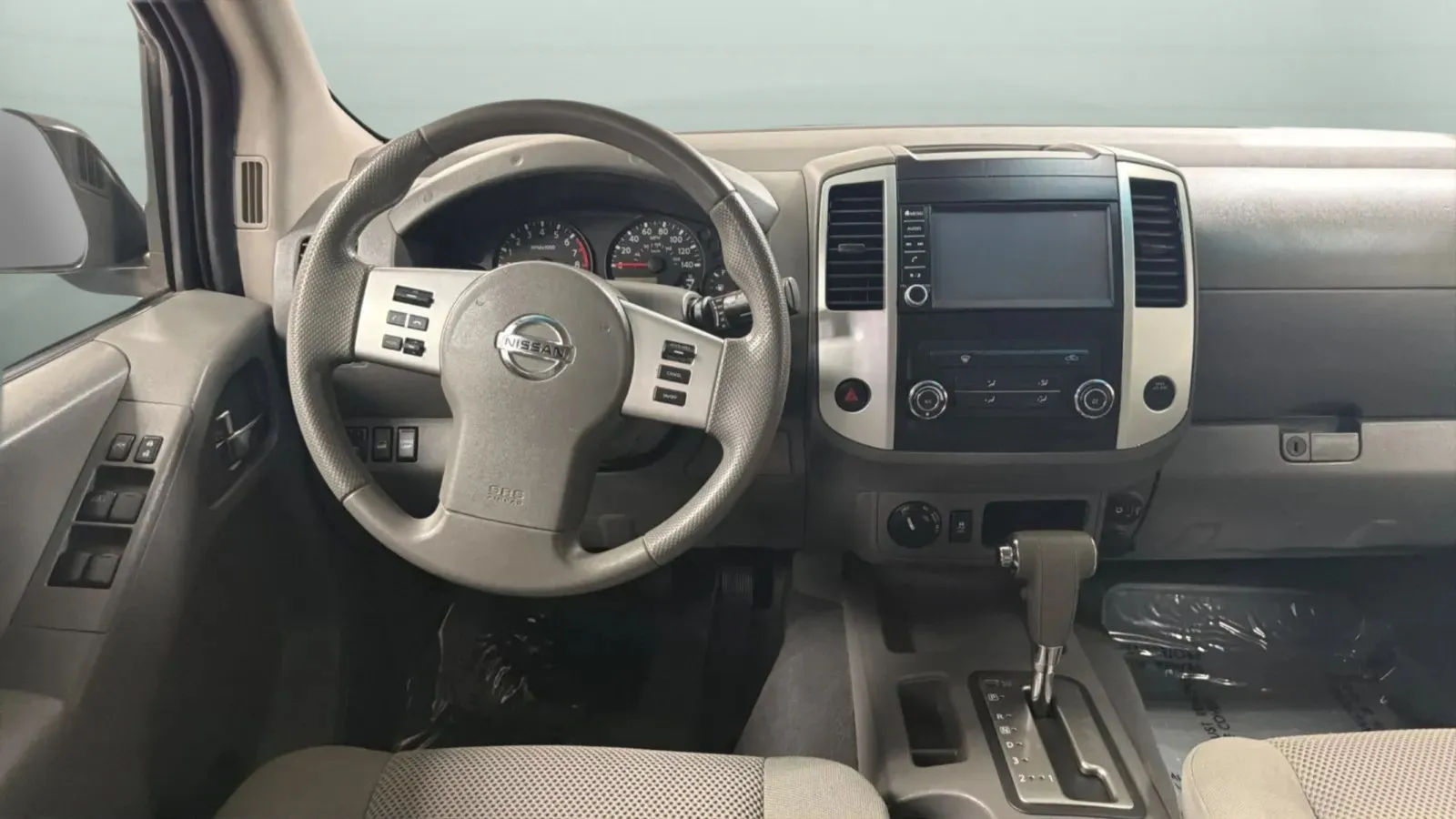 Nissan Frontier photo 10