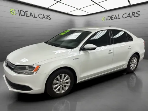 White 2013 Volkswagen Jetta Hybrid SEL for sale in Apache Junction, AZ