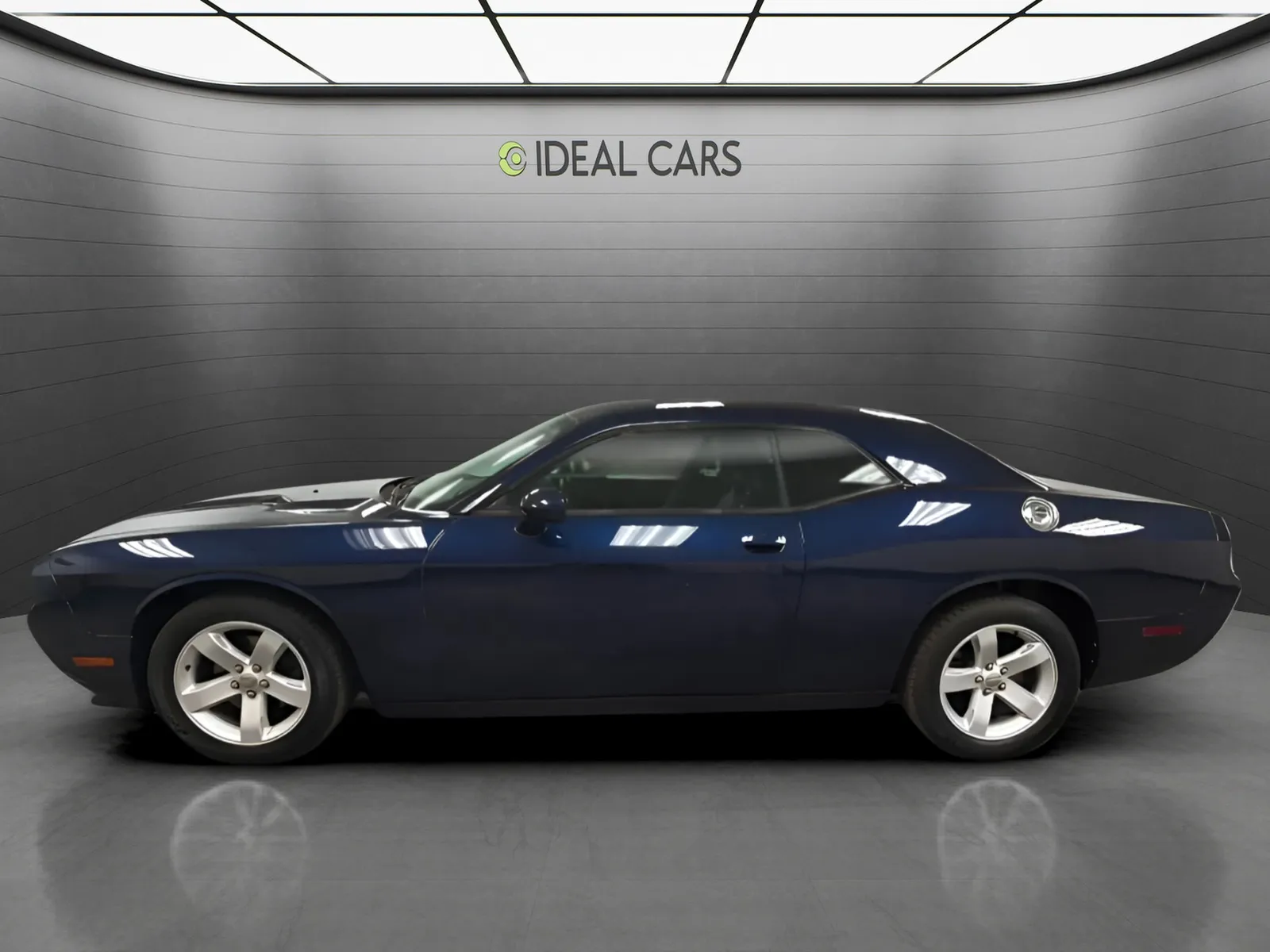 Dodge Challenger photo 8