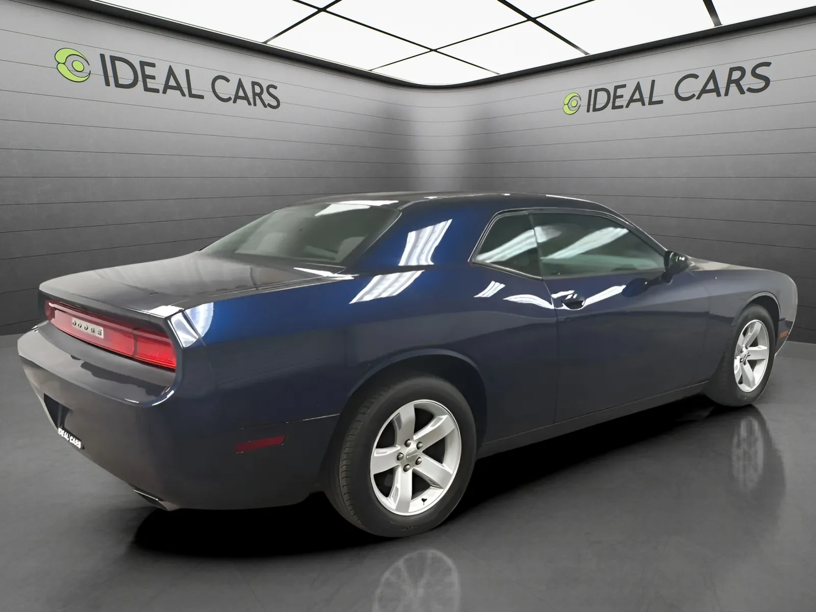 Dodge Challenger photo 6