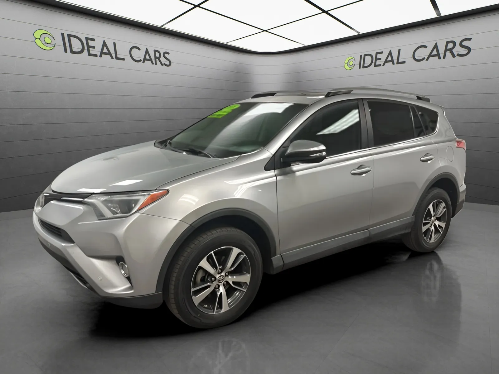 Silver 2018 Toyota RAV4 XLE for sale in Apache Junction, AZ