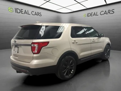 More photos of 2017 Ford Explorer XLT at Ideal Cars - Apache Junction, AZ